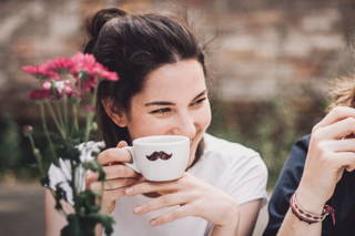 Kaffeetrinken mit Freunden Und jetzt... genießen!