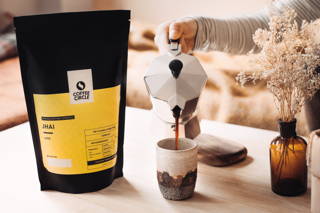 Jhai Bialetti Jhai in der Bialetti gebrüht