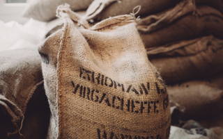 coffeecircle_roesterei_7.jpg Coffeecircle Kaffeebohnen