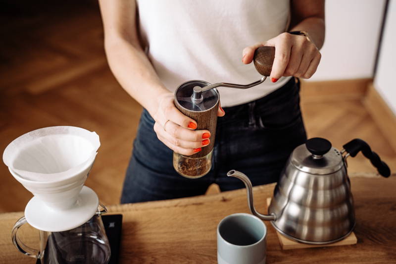 Kaffee mahlen mit der Comandante