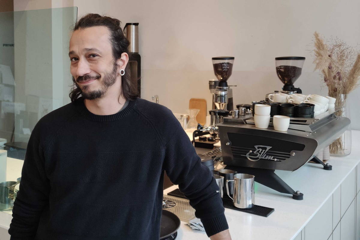 Gian, Lead Barista im Coffee Circle Café Wedding Lead Barista Gian im Cafe Wedding
