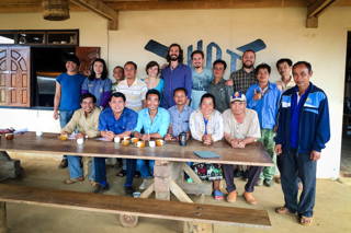 Kaffeeanbau in Laos Zu Besuch