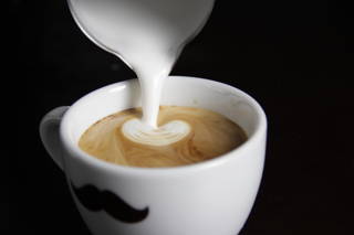 coffee_circle_latte_art3.JPG Latte Art