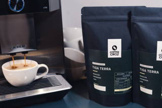 Tiga Terra Kaffee