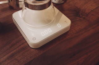 waagen-test-II.jpg Acaia Perl