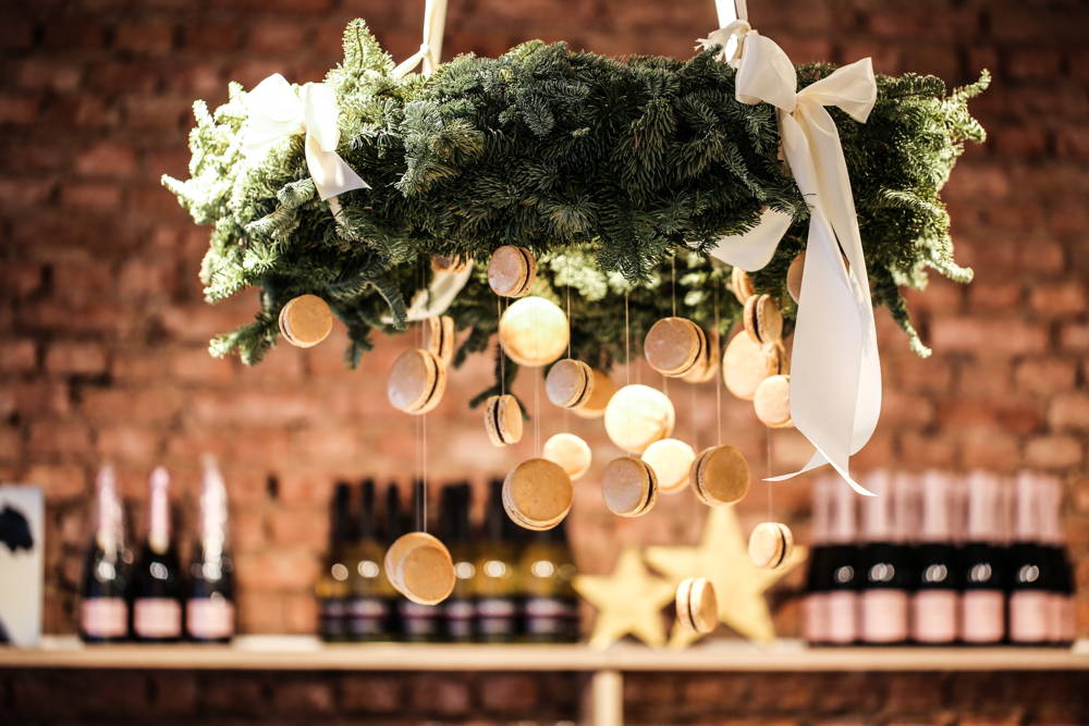 Der Adventskranz im Café du Bonheur Der Adventskranz im Café du Bonheur