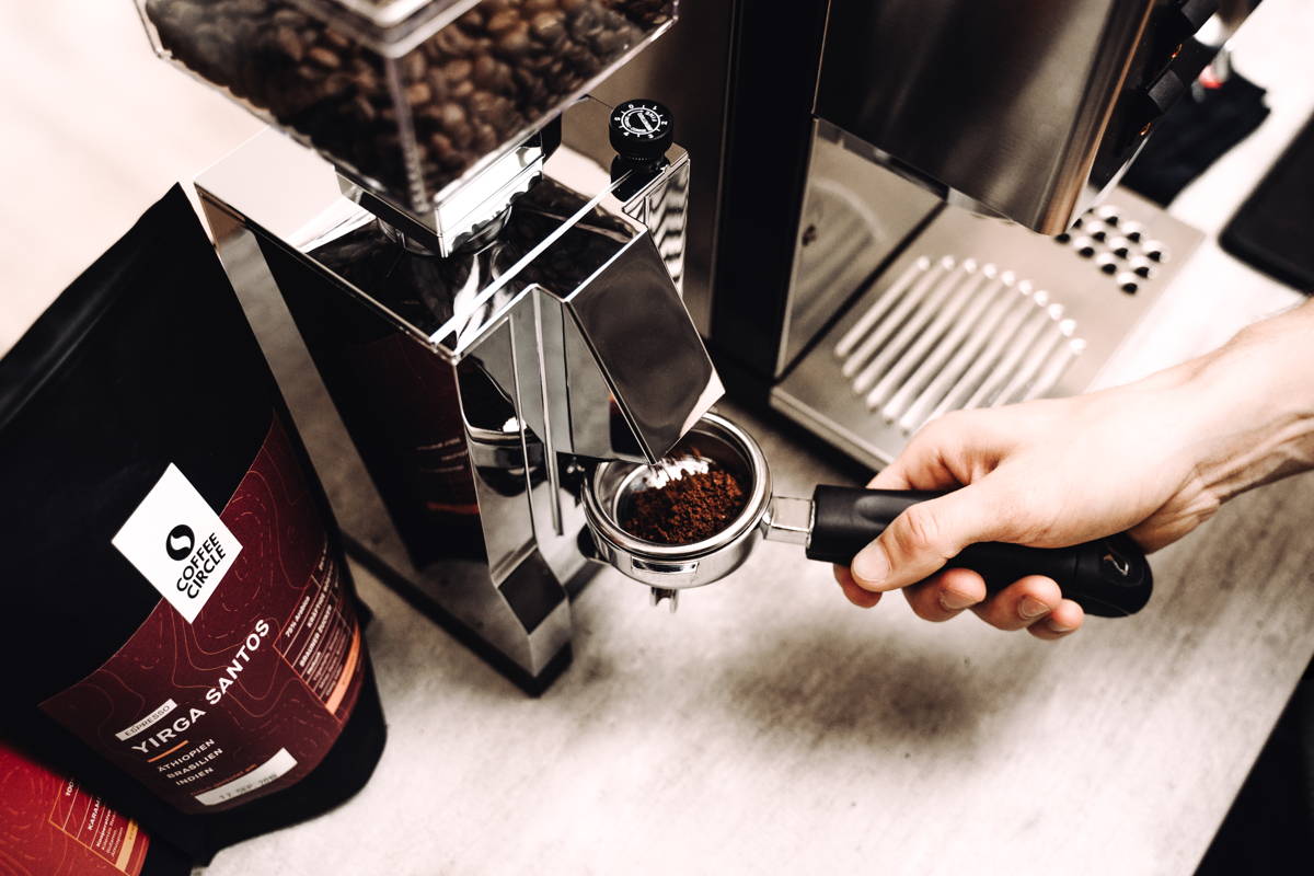 Buy Graef CM 800 coffee grinder online Coffee Circle