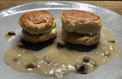 buttermilk-biscuit-mushroom-gravy-recipe