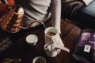 Frischer Kaffee aus der Bayreuther Kaffeemaschine Wir brühen unseren Yirgacheffe