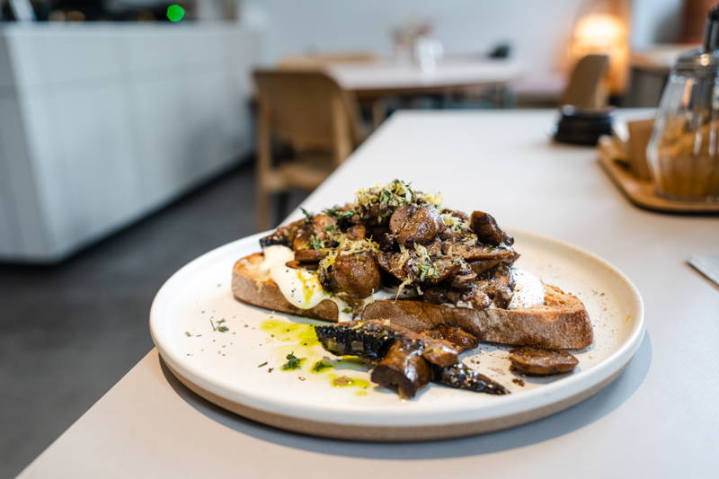 your-perfect-sunday-brunch-sauteed-mushrooms-and-caramelised-french-toast