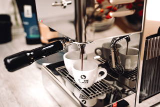 coffeecircle-espresso-maschine-zubehoer-muehle-4.jpg Espressozubereitung