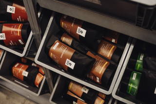 In der Logistik Kaffee kurz vor dem Versand