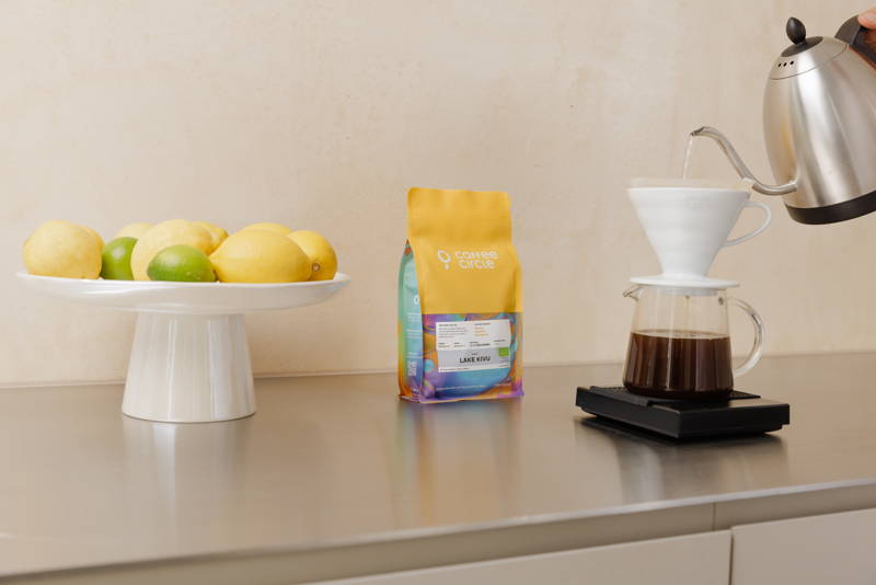 Aufbrühen von Lake Kivu mit dem Hario V60 und Bonavita Wasserkessel