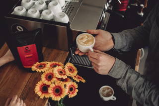 coffeecircle_cappuccino_Siebträgermaschine.jpg Cappuccino