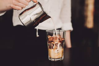 Eiskaffee_pimpen_3.jpg Eiskaffee aufpimpen