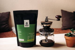 Limu und die Hario Canister Mühle