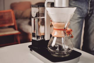 Chemex Ottomatic Die Chemex Ottomatic heizt das Wasser auf die optimale Temperatur auf