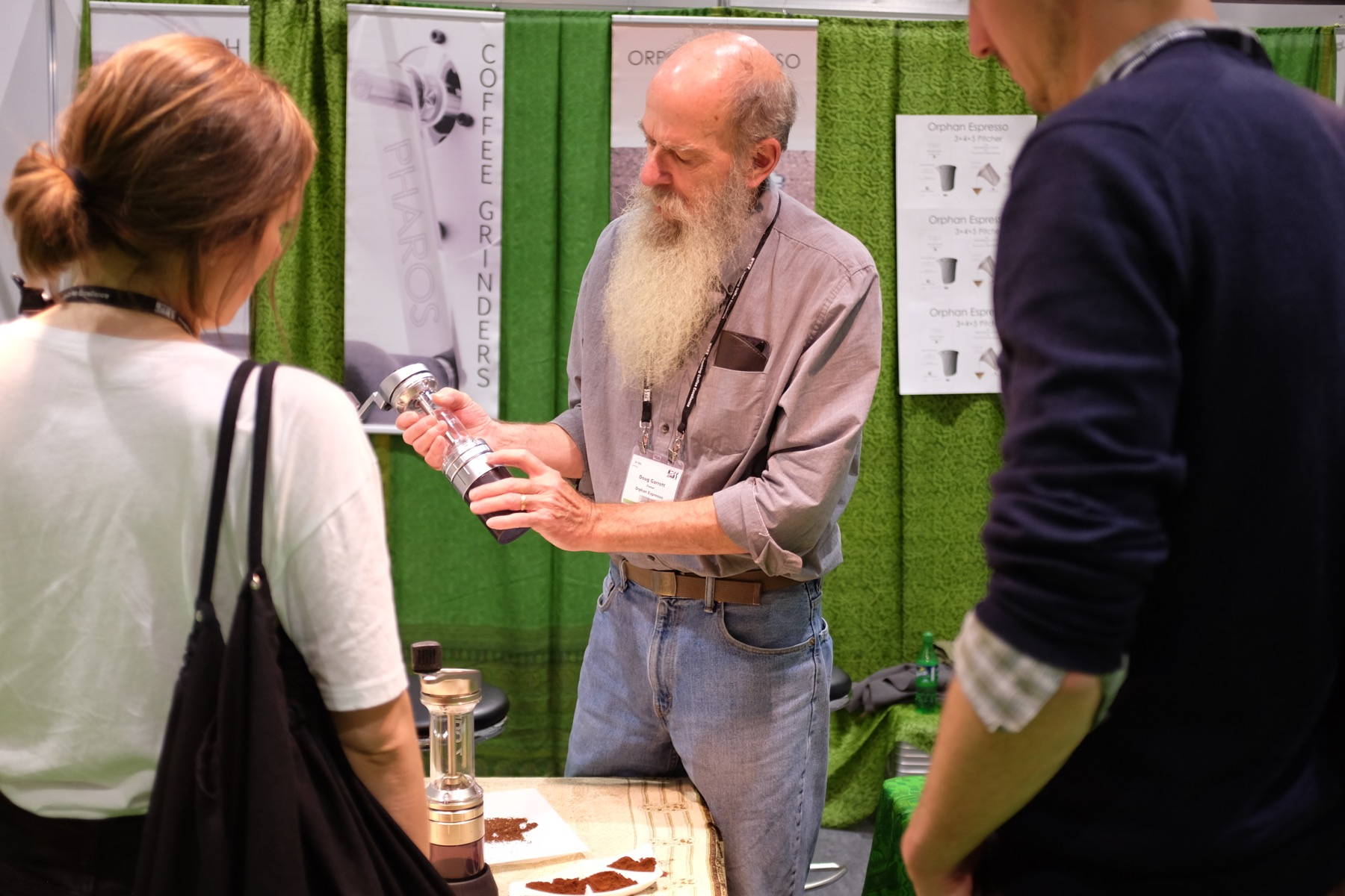 Espressomühle Alt Text