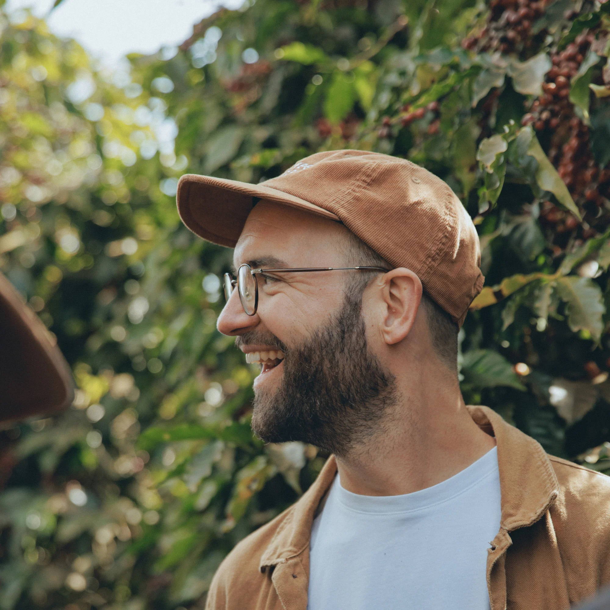 Hannes is wearing a Coffee Circle cap. 