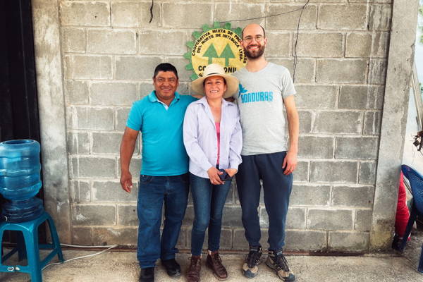 Hannes mit Maíra Gomez bei Comipronil