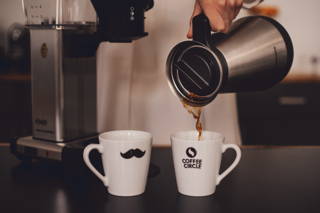 Frischer Kaffee Moccamaster Thermoskanne