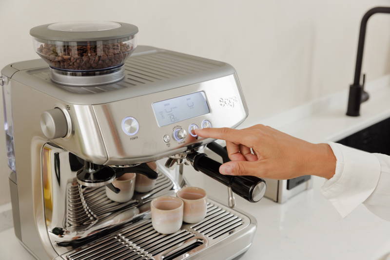 Doppelten Espresso mit Sage Barista Pro ziehen