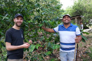 Wir kennen die Farmer unserer Kaffees Wir kennen die Farmer unserer Kaffees