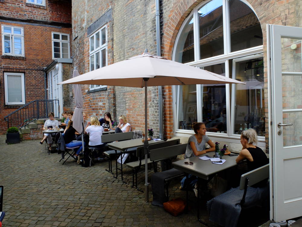 Coffeecircle-lüneburg-guide-bellandbeans-1.jpg