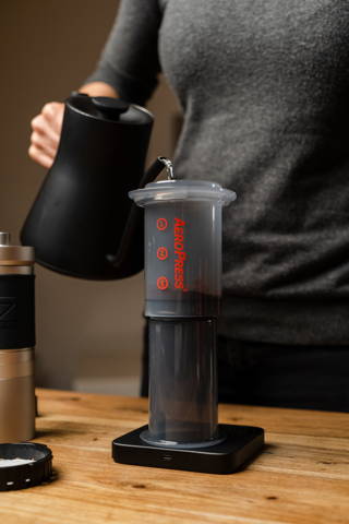 Kaffee zubereiten mit der AeroPress Kaffee zubereiten mit der AeroPress