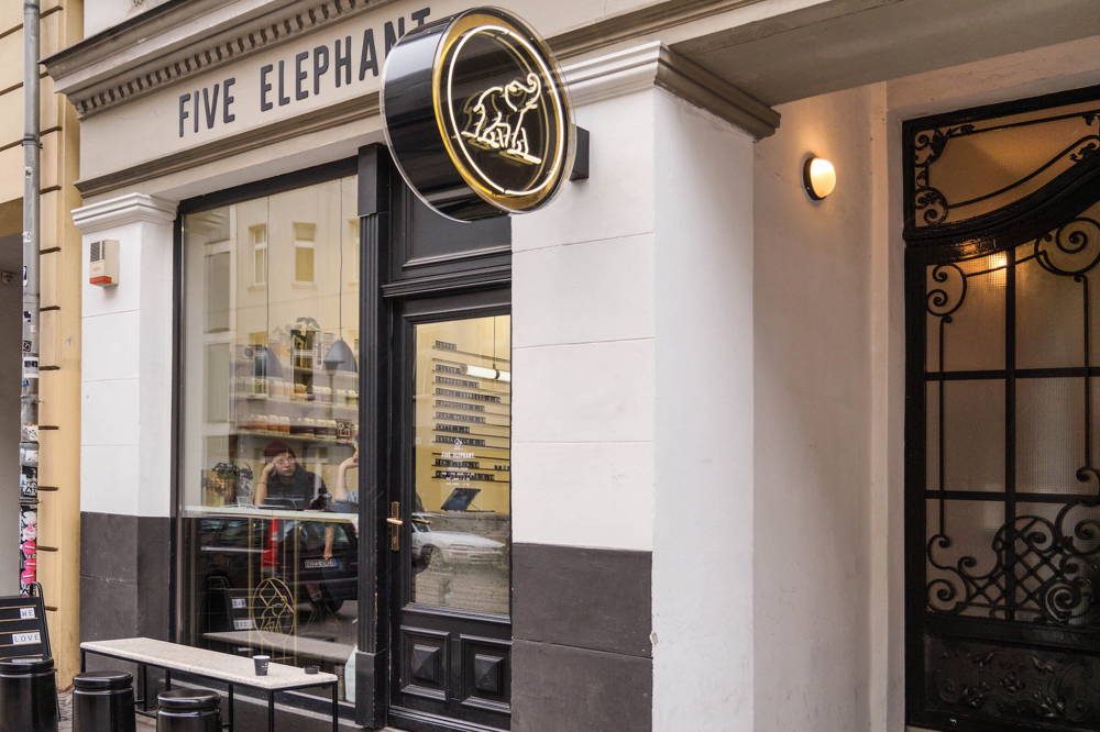 Außenansicht Das Café von draußen