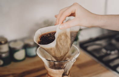 geruechtekueche-kaffeesatz-als-gartenduenger