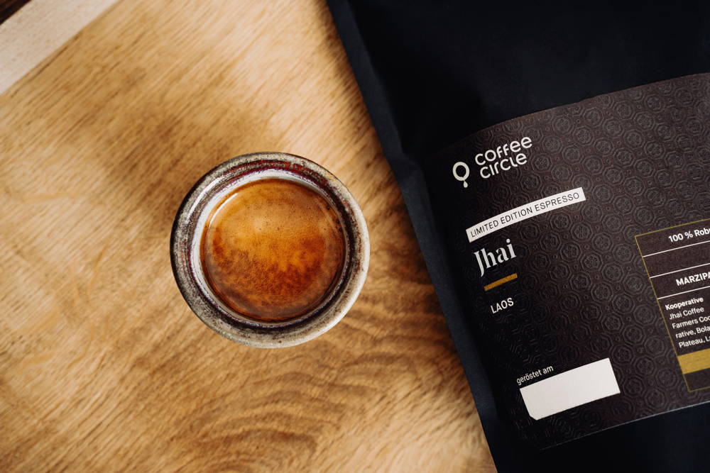 Jhai Robusta Espresso Jhai Robusta Espresso und Espressotasse
