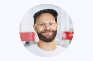 testimonial_delivery_hero.jpg testimonial-delivery-hero