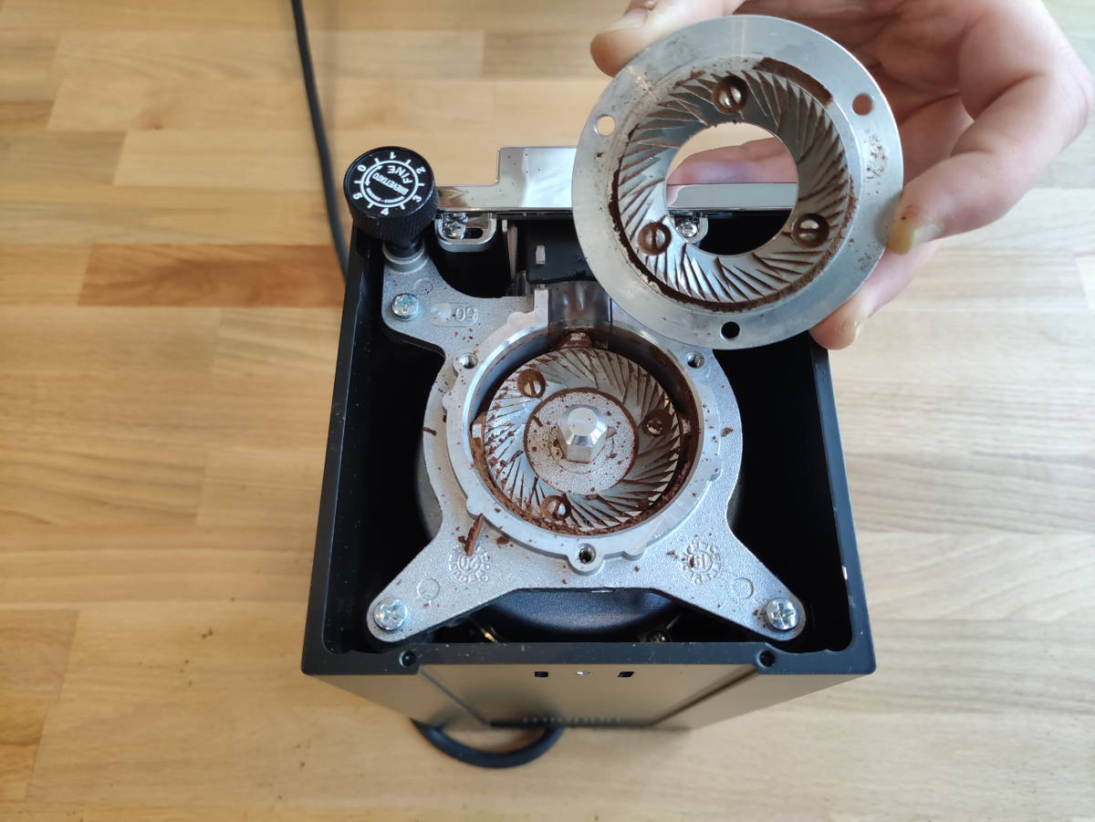 Eureka Silenzio05