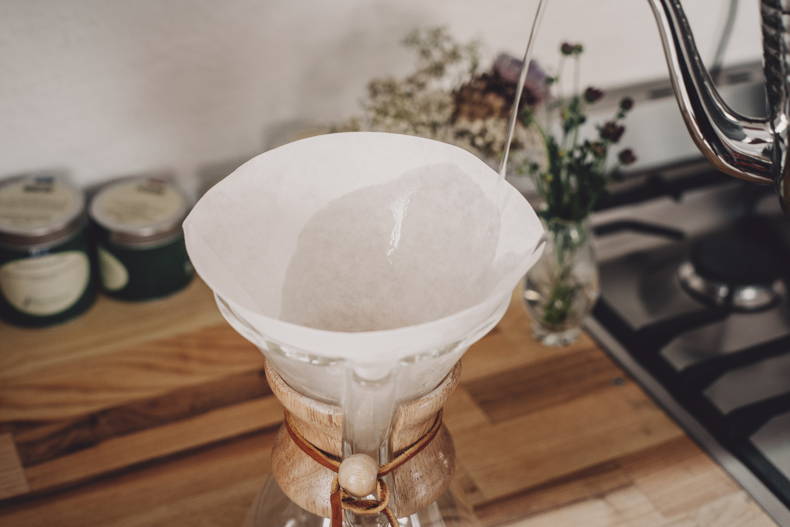 Spüle dein Filterpapier gut aus