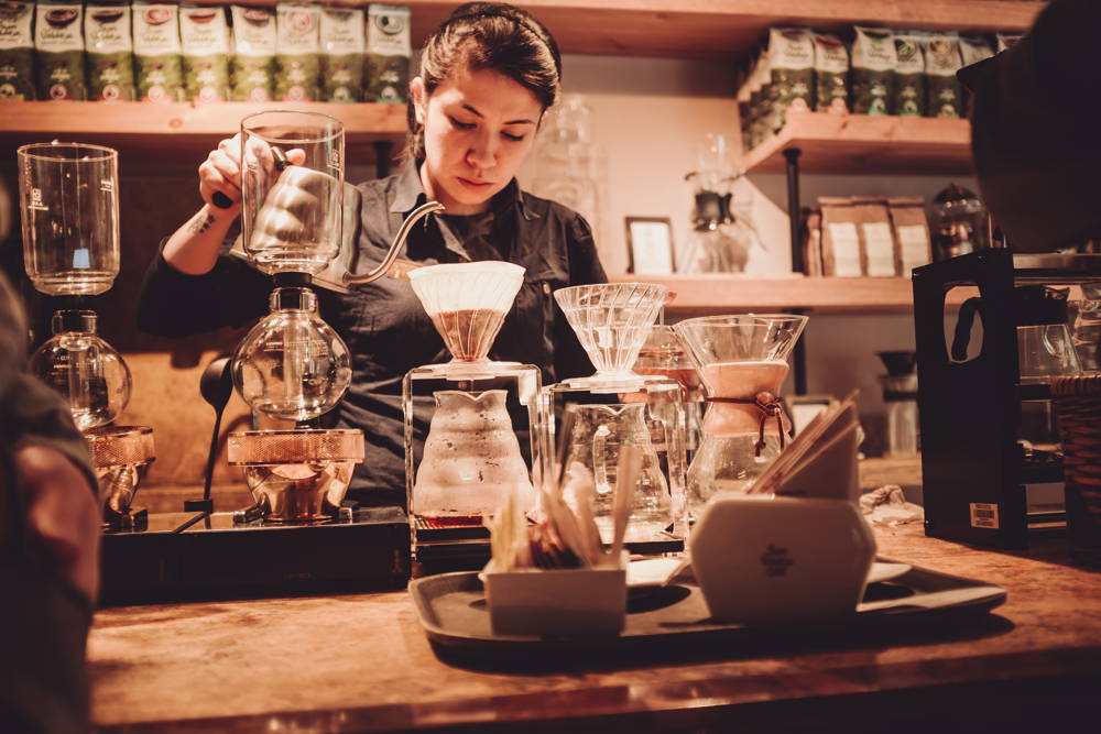 Juan Valdez Orígenes Das Café benutzt viele verschiedene Zubereiter