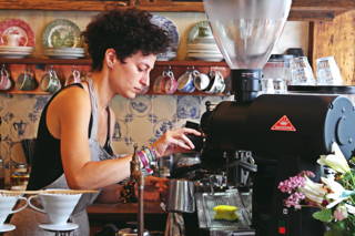 coffeecircle-cafe-guide-kiel-bakeliet-1.JPG
