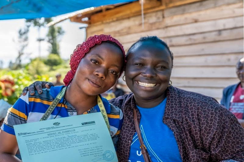 Kaffeefarmerin und Marceline Budza von RWH