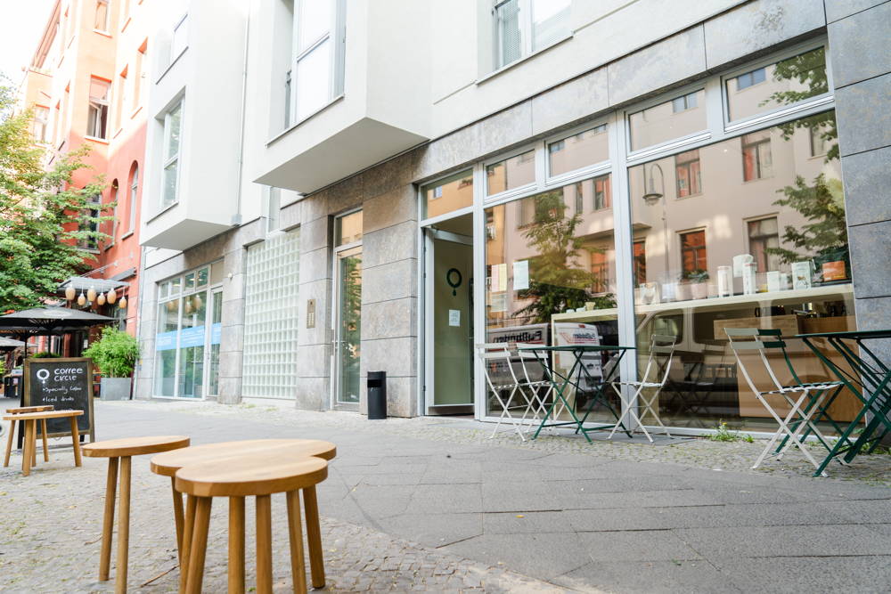 Café Mitte Außenbereich Café Mitte Außenbereich