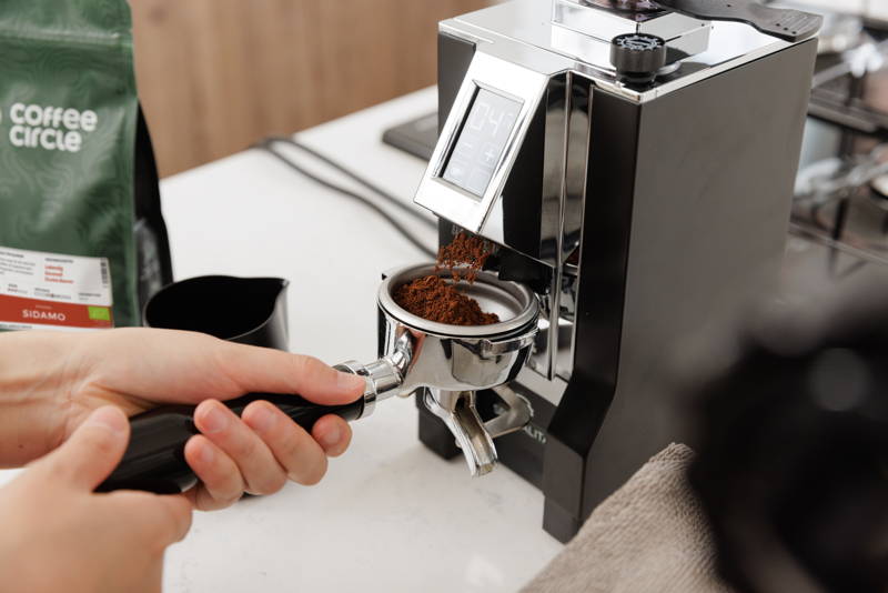 Espressomühle Eureka mahlt Classic Sidamo