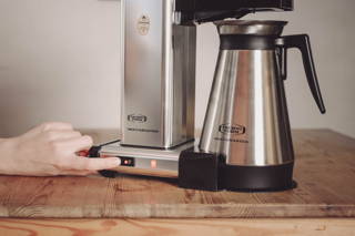 Zubereitung von Kaffee im Moccamaster Zubereitung von Kaffee im Moccamaster