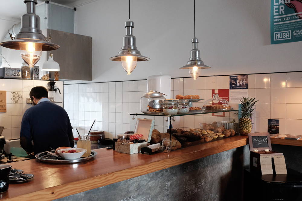 Im Mesa 325 coffeecircle-cafe-guide-porto-Mesa325-5