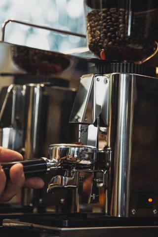 ECM Mühle Grind-on-Demand Nahaufnahme einer ECM Espressomühle